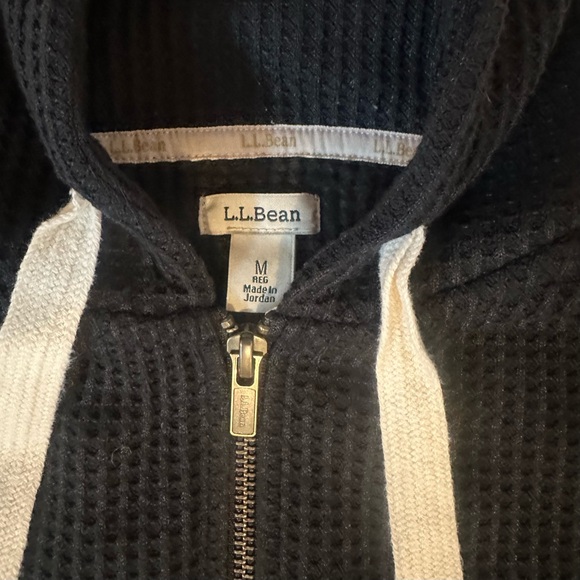 L.L. Bean Woman’s Black Zip-Up Waffle Hoodie - Picture 3 of 4